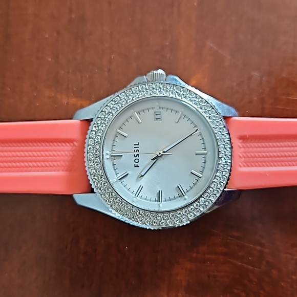 Coral strap watch, cz bezel. - Picture 3 of 4